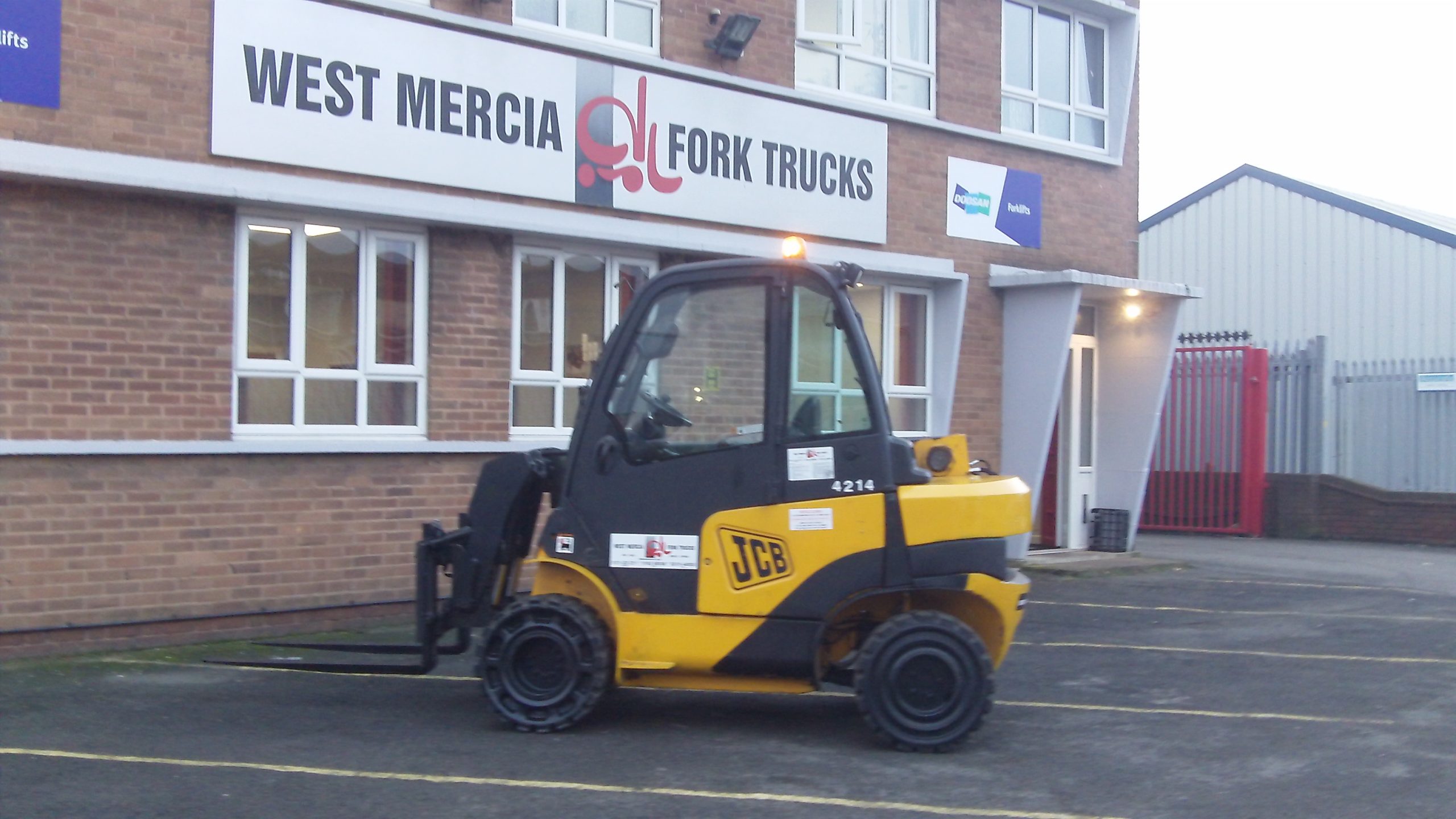 JCB TLT30 D West Mercia Fork Trucks Sales Hire Service