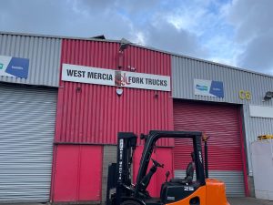 DOOSAN D25S-5